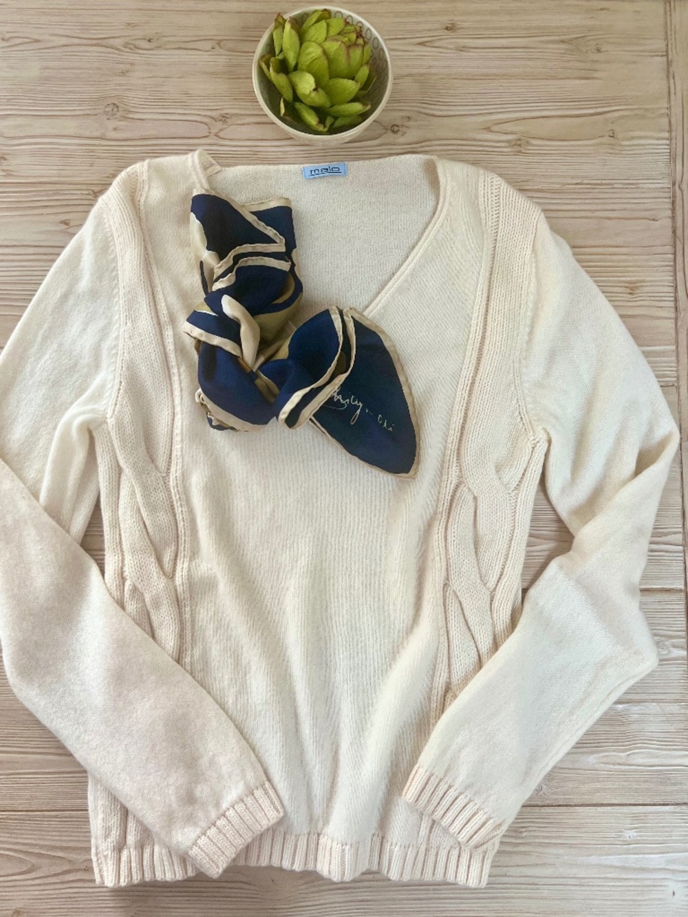 Malo 100% Cashmere V-Neck Sweater Size 48 Winter White Made in Italy